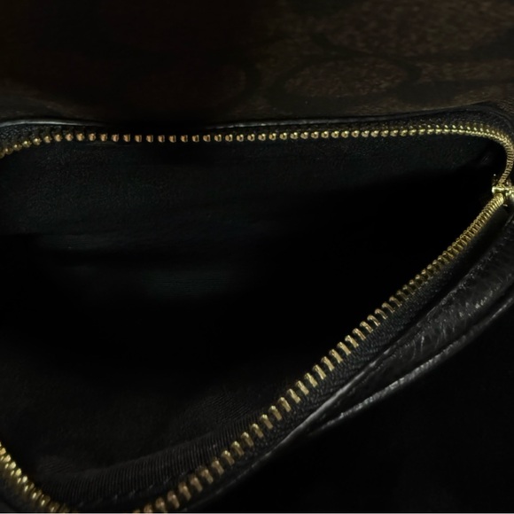 🎒 Coach Brown and Black Mini Court Backpack 🎒 - Picture 6 of 7